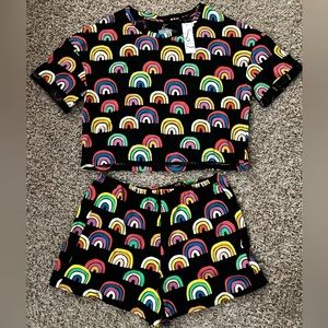 So U shorts and t-shirt set